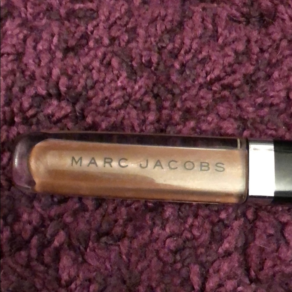 MARC JACOBS ENAMORED LIP LACQUER TABOO